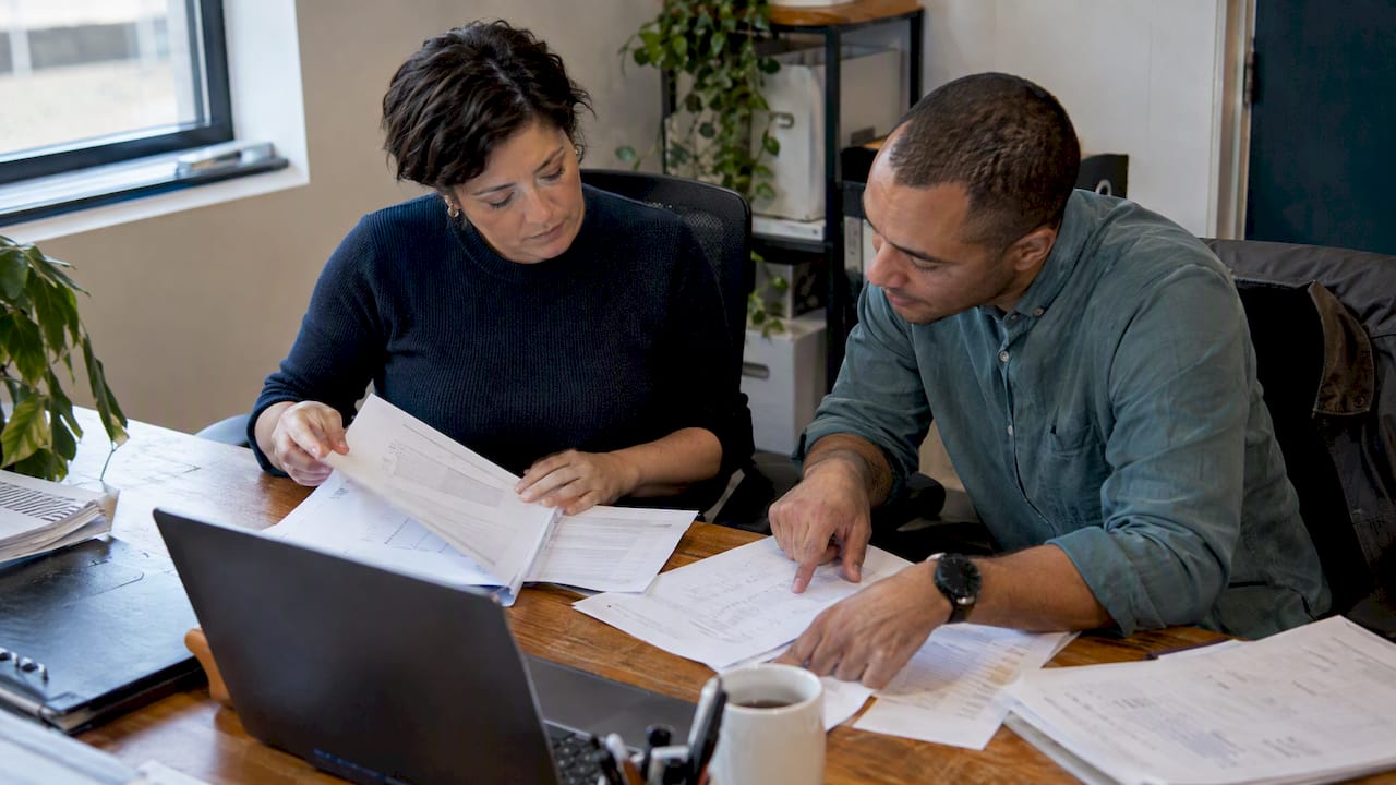 Finance and engineering review cloud cost variances